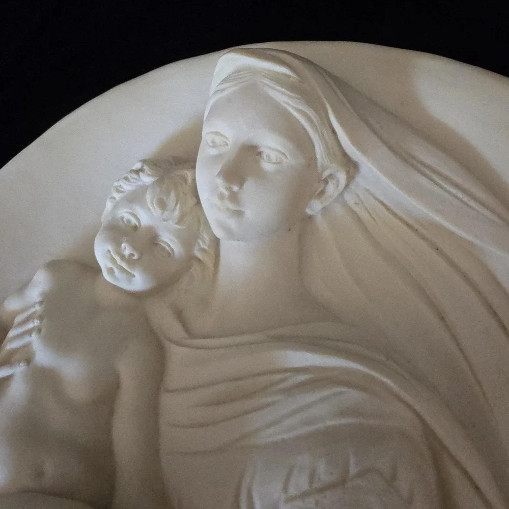 Madonna Profetica Alabaster wall plaque Artist Alberto Santangela Made In Italy